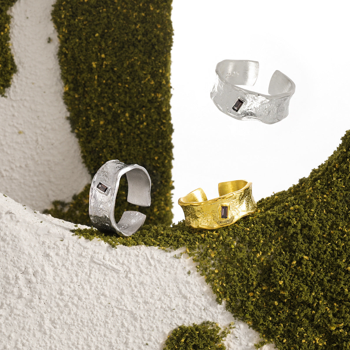 925 Sterling Silver stylish ring with Mini Baguette CZ Adjustable Ring