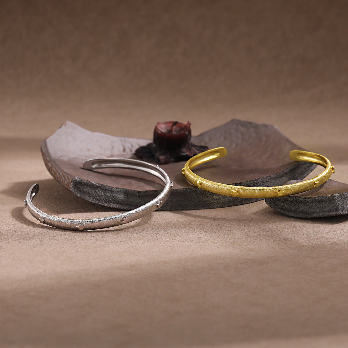 Beautiful Gift for Her, Elegant Stars Matte Brushed Five-Pointed Star Design 925 Sterling Silver Open Bangle Bracelet