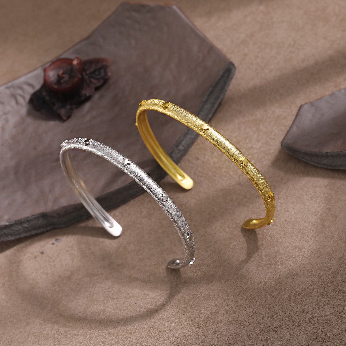 Beautiful Gift for Her, Elegant Stars Matte Brushed Five-Pointed Star Design 925 Sterling Silver Open Bangle Bracelet