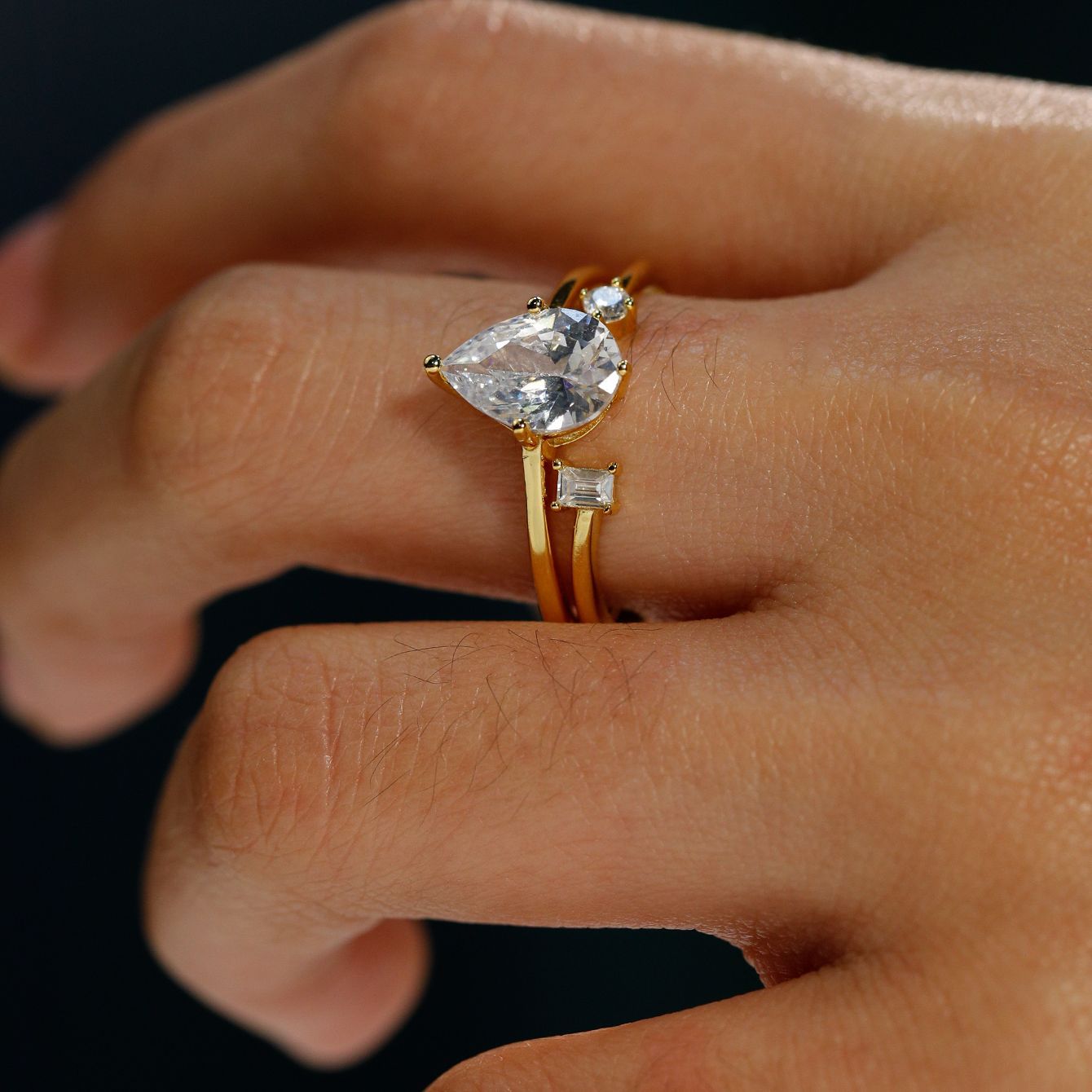 S925 Sterling Silver Pear Shape Moissanite Stack Double Band Ring Set with Round And Baguette Accent Stones White Gold Tone Or Yellow Gold