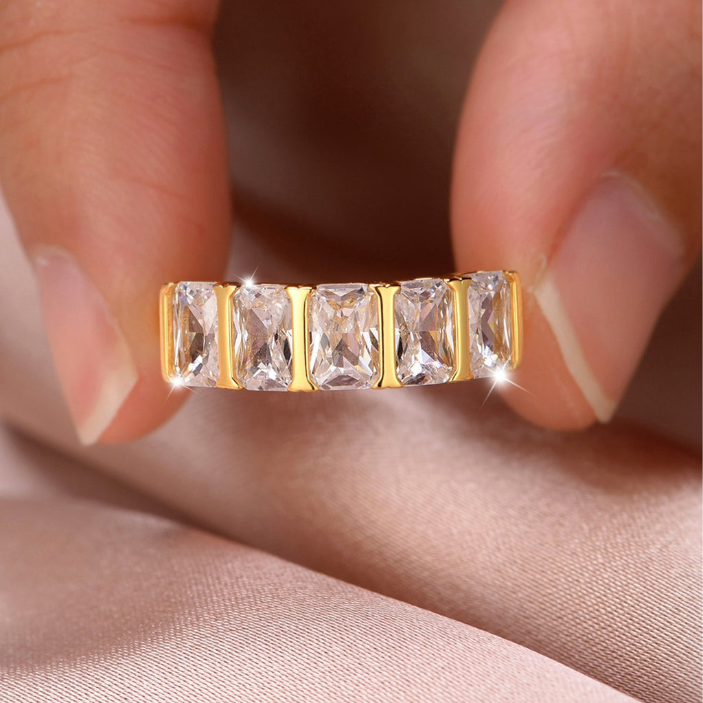 The Élodie Five-Stone Moissanite Ring
