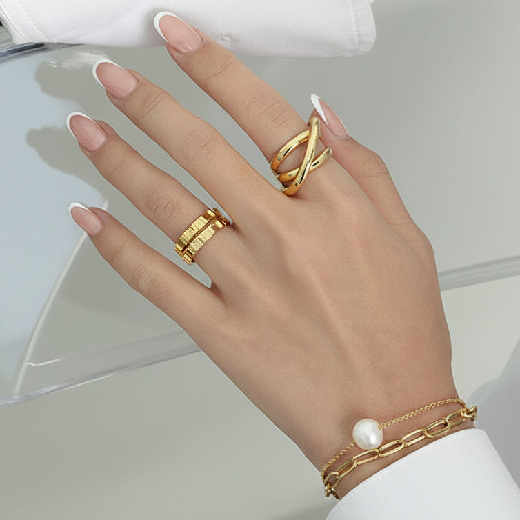 stylish crossed gold rings