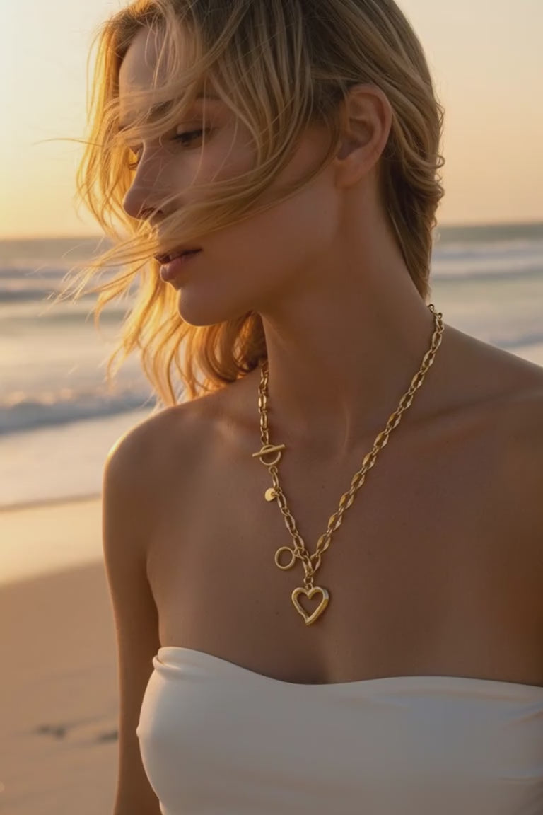 The Inanna Heart T-Bar Necklace 18K Yellow Gold/Rhodium